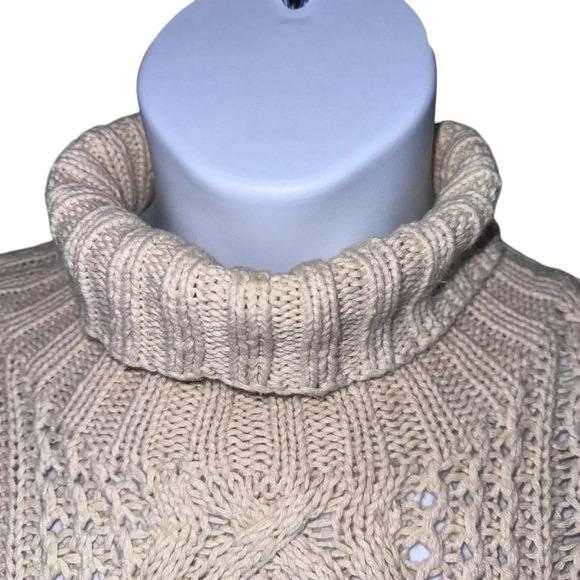 Yorkshire Knitting Co Cotton Blend Fisherman Cable Knit Sweater Size Medium - Picture 3 of 6